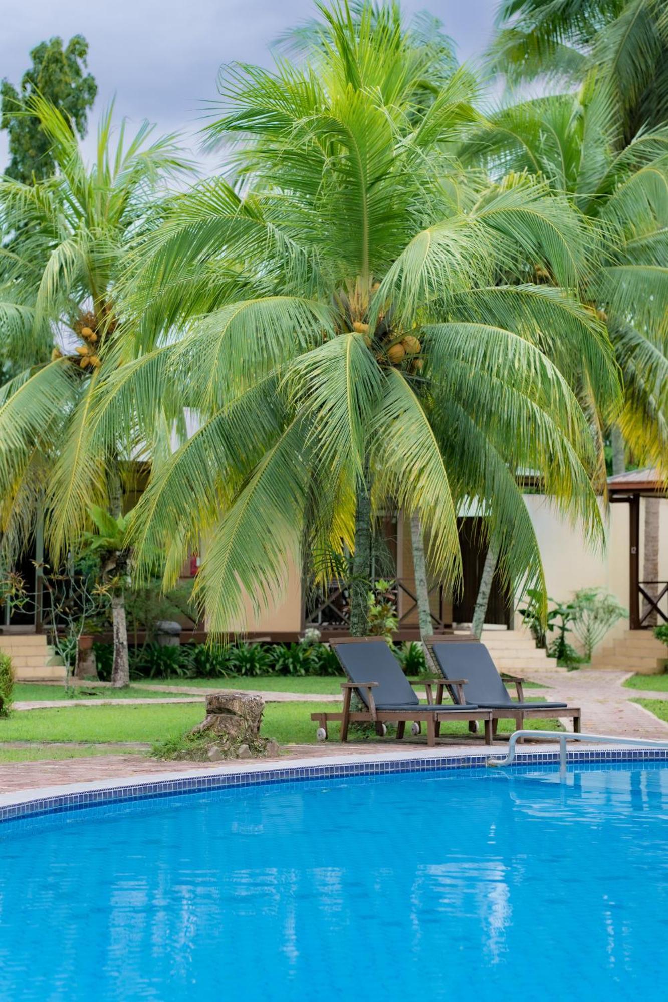 Langkah Syabas Beach Resort Kinarut Exteriér fotografie