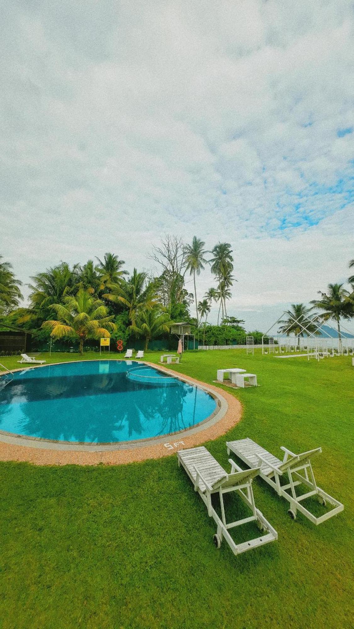 Langkah Syabas Beach Resort Kinarut Exteriér fotografie